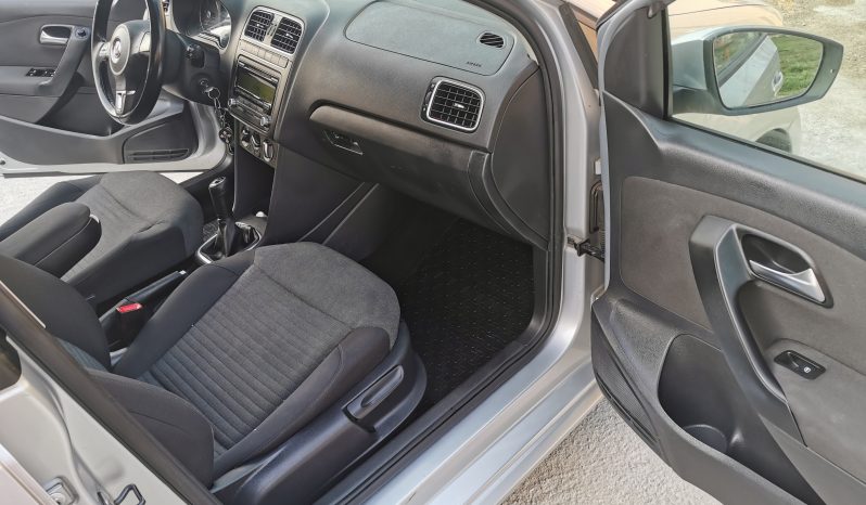 Volkswagen Polo 1.6 TDI Comfortline 2010 full