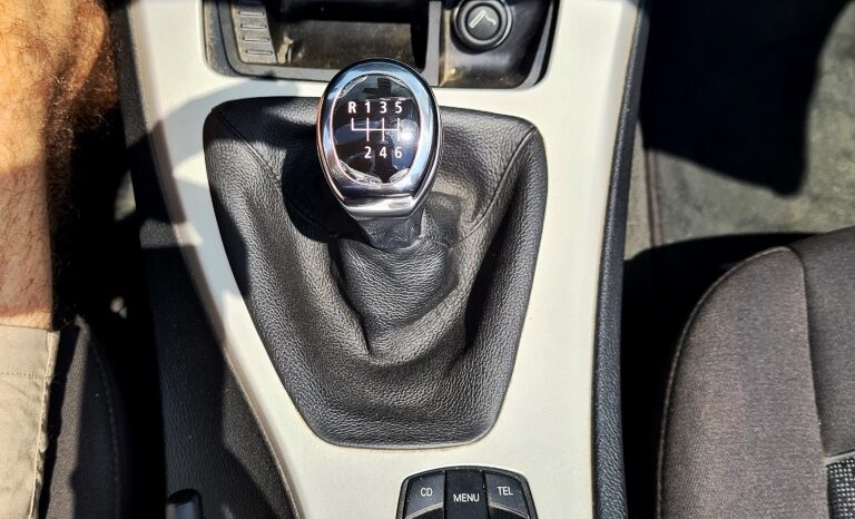 BMW 320 i Cabrio 2009 full